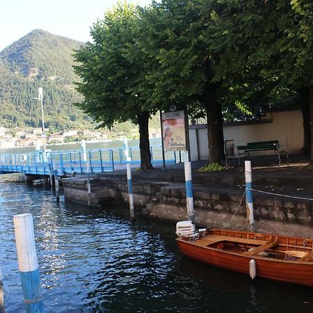 La Casetta Del Porto 苏尔扎诺 外观 照片