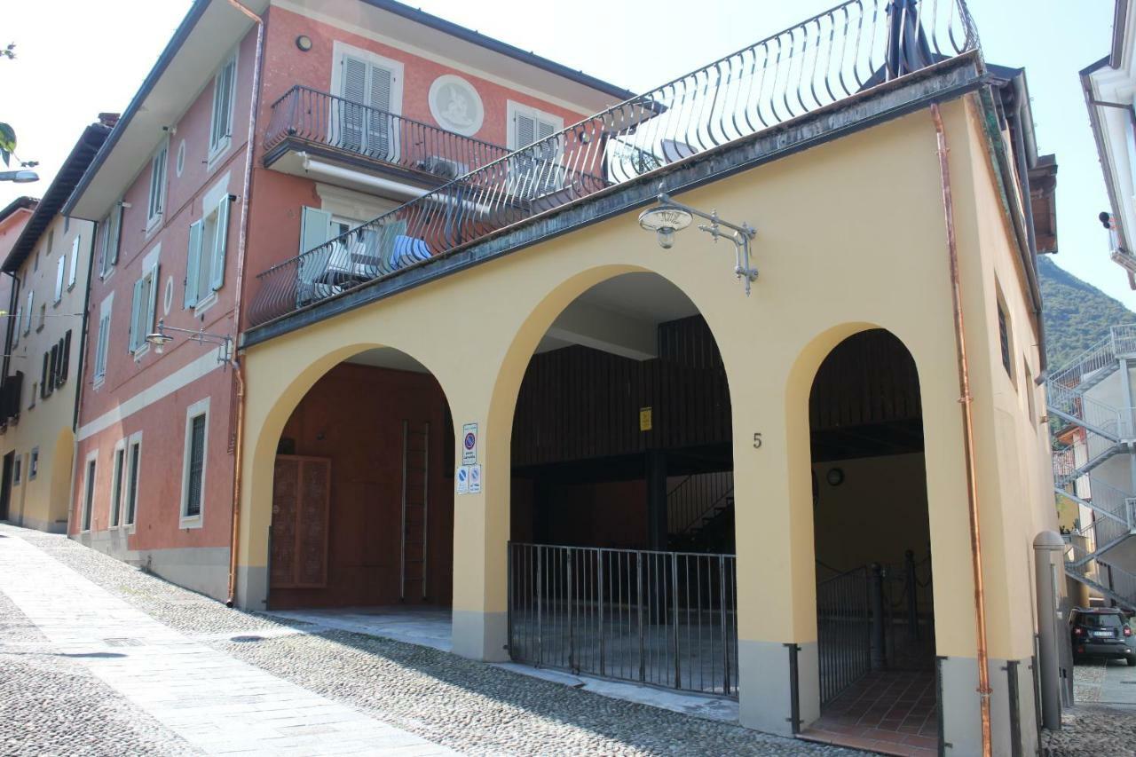 La Casetta Del Porto 苏尔扎诺 外观 照片